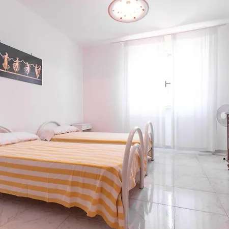 Villa Coronese *